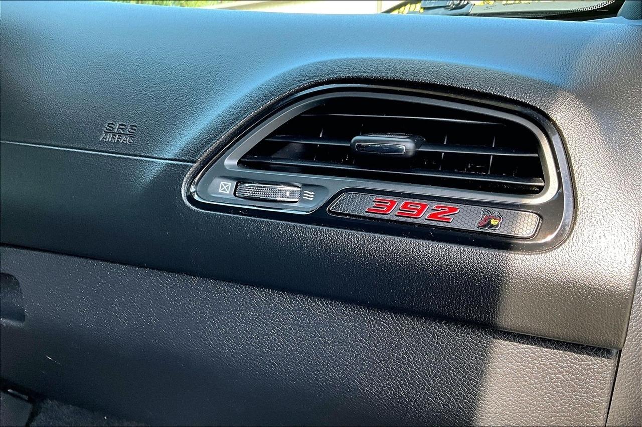 Dodge Challenger  2020