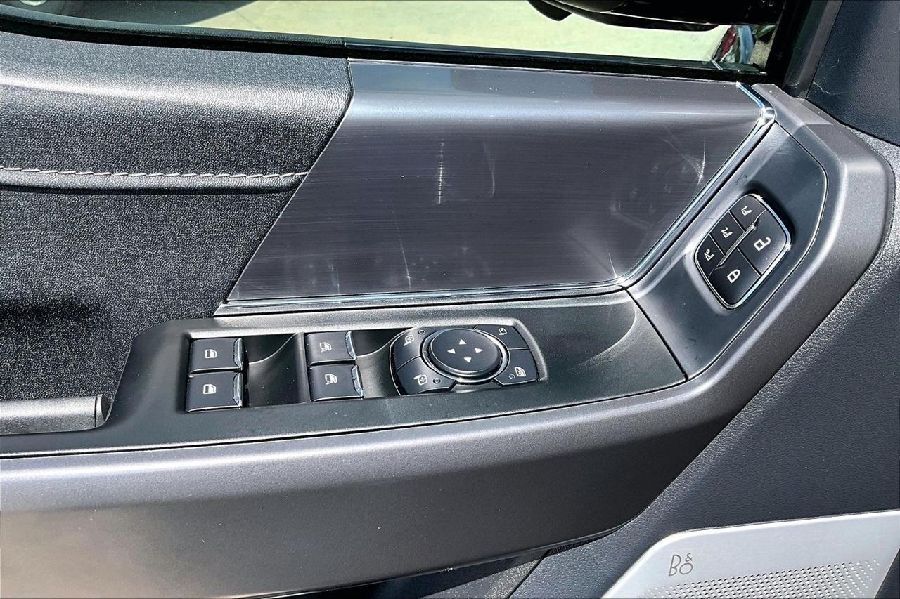 Ford F-150  2025