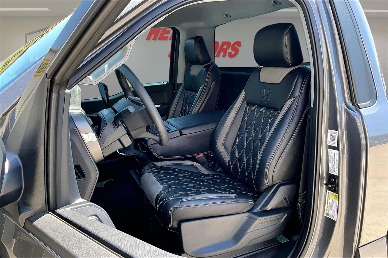 Ford F-150  2025