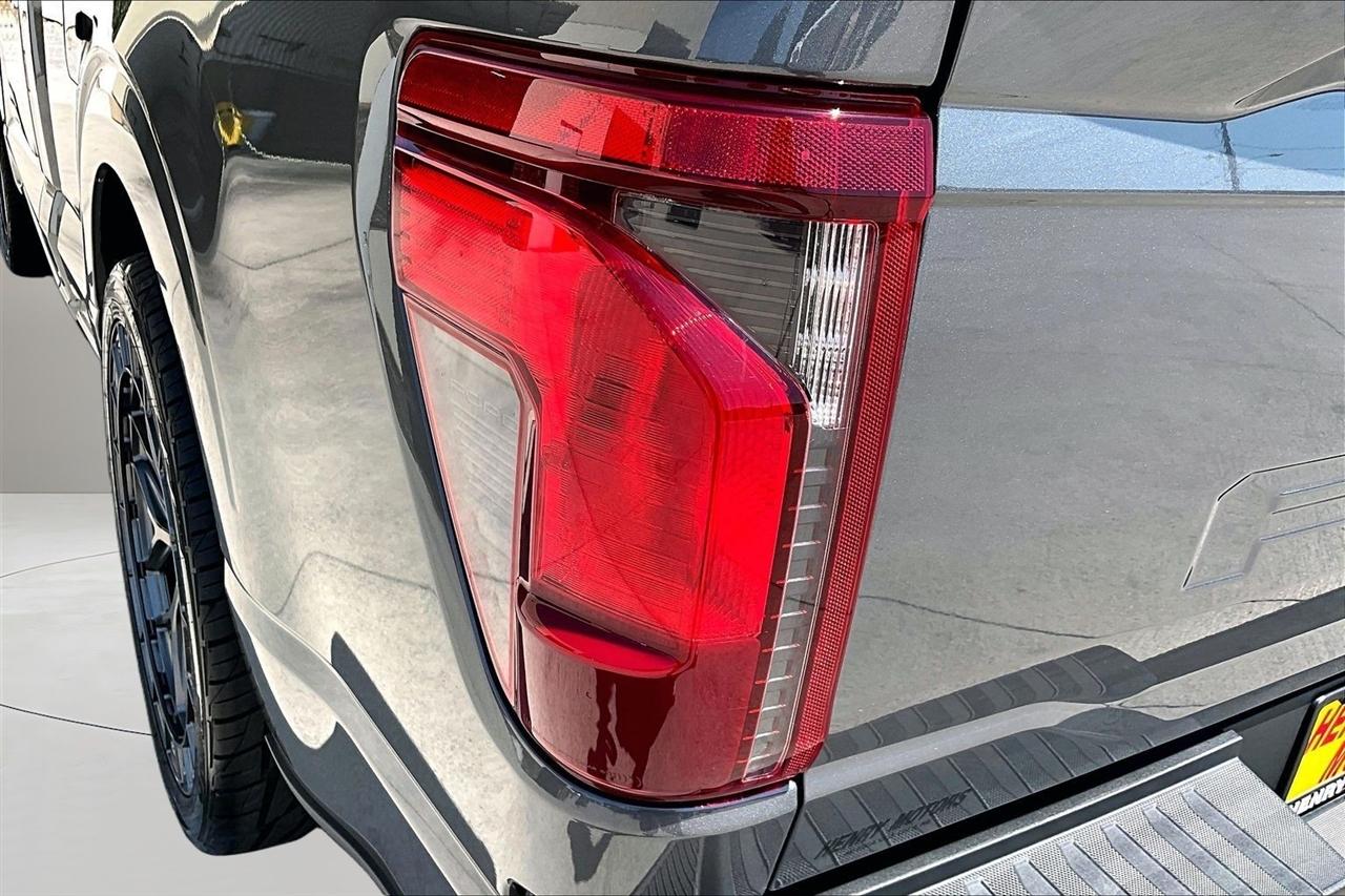 Ford F-150  2025