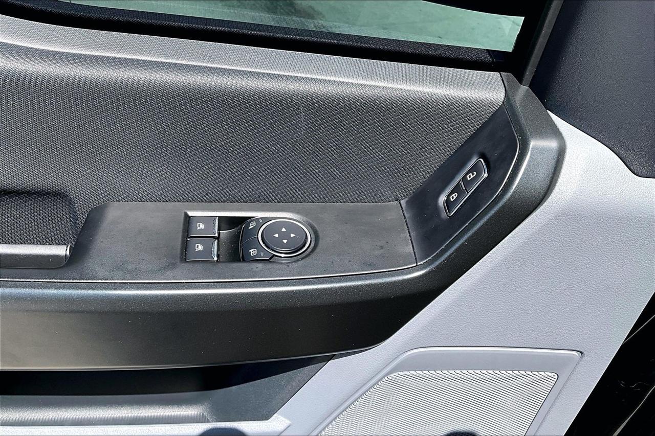 Ford F-150  2025