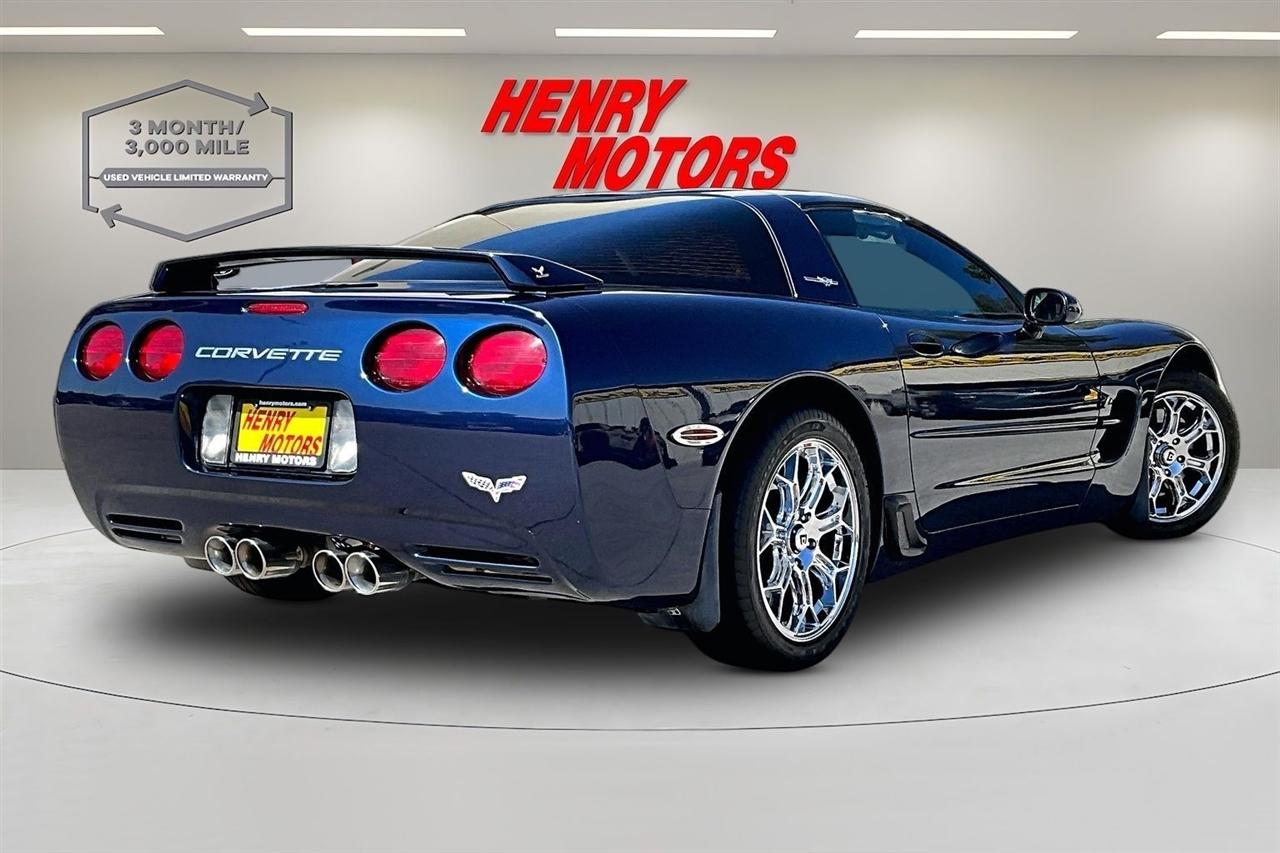 Chevrolet Corvette 2dr Coupe 2001