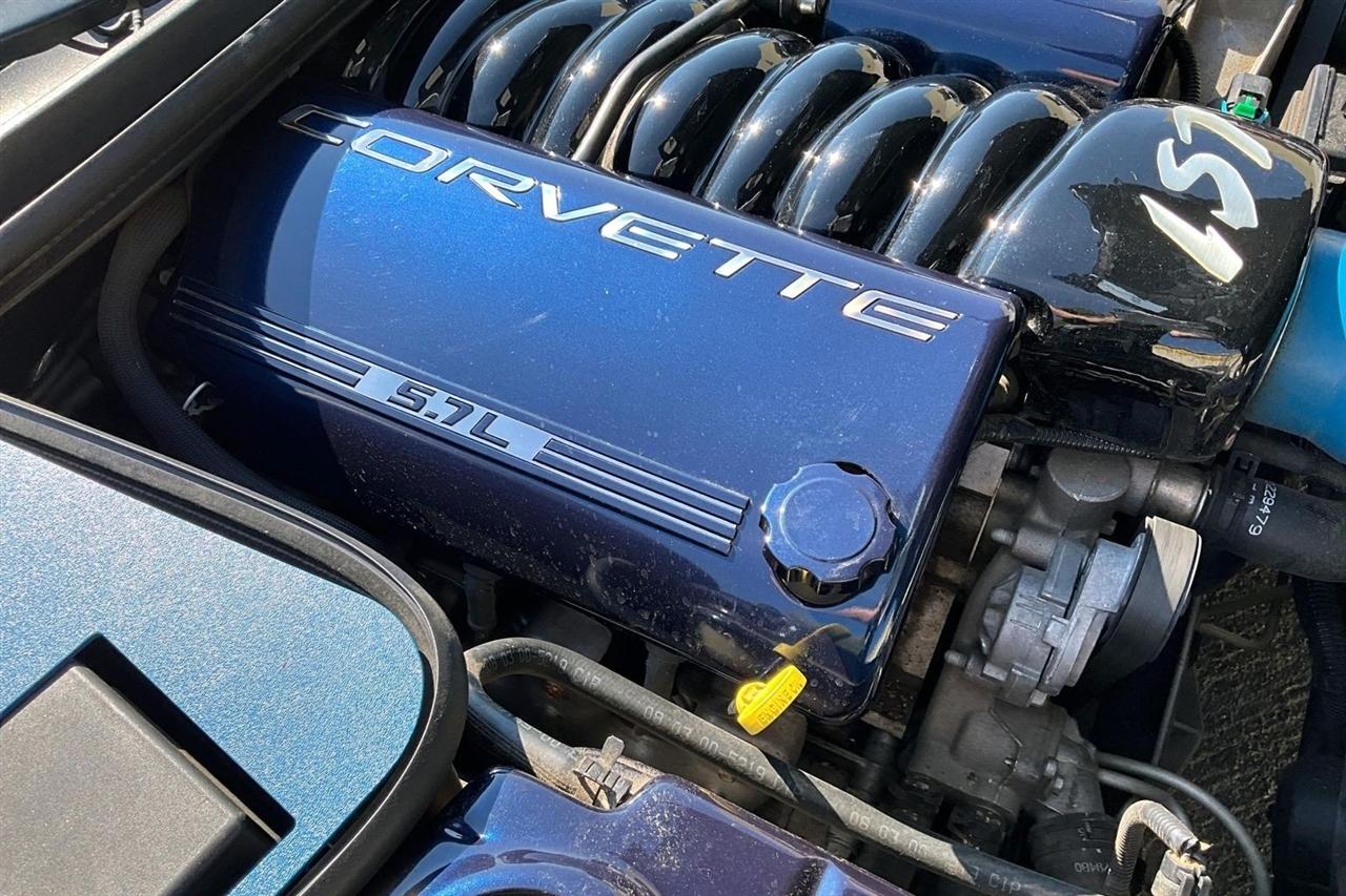 Chevrolet Corvette 2dr Coupe 2001