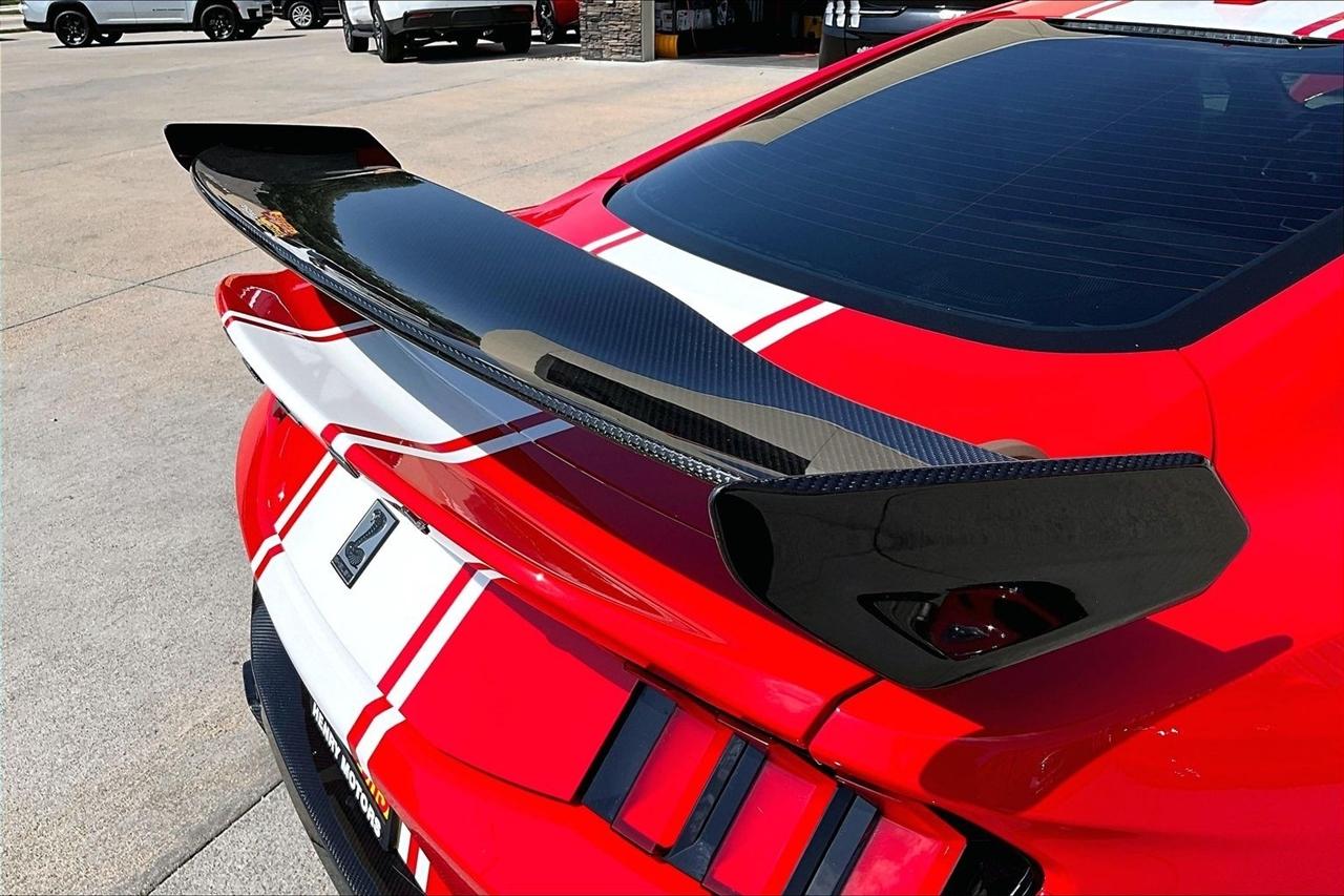 Ford Mustang photo 42