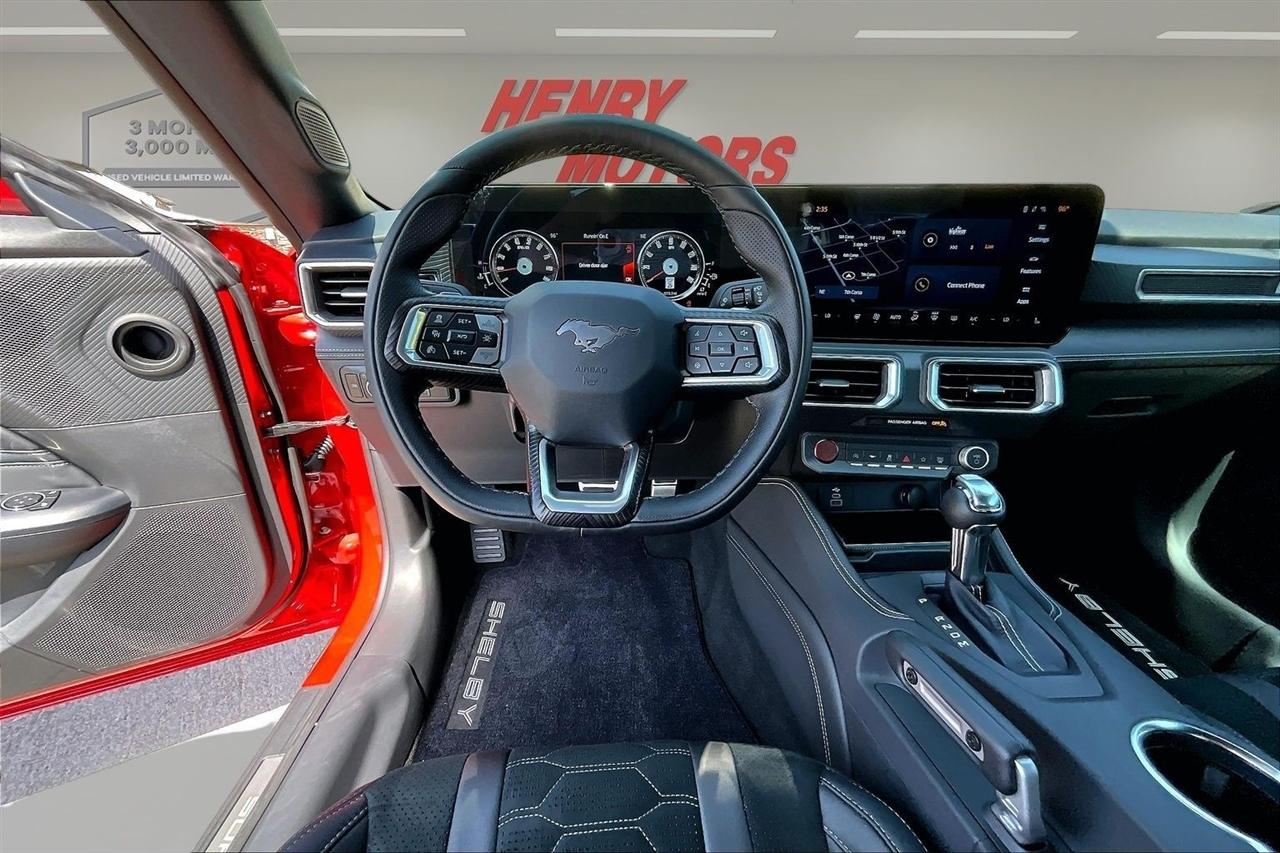 Ford Mustang  2024