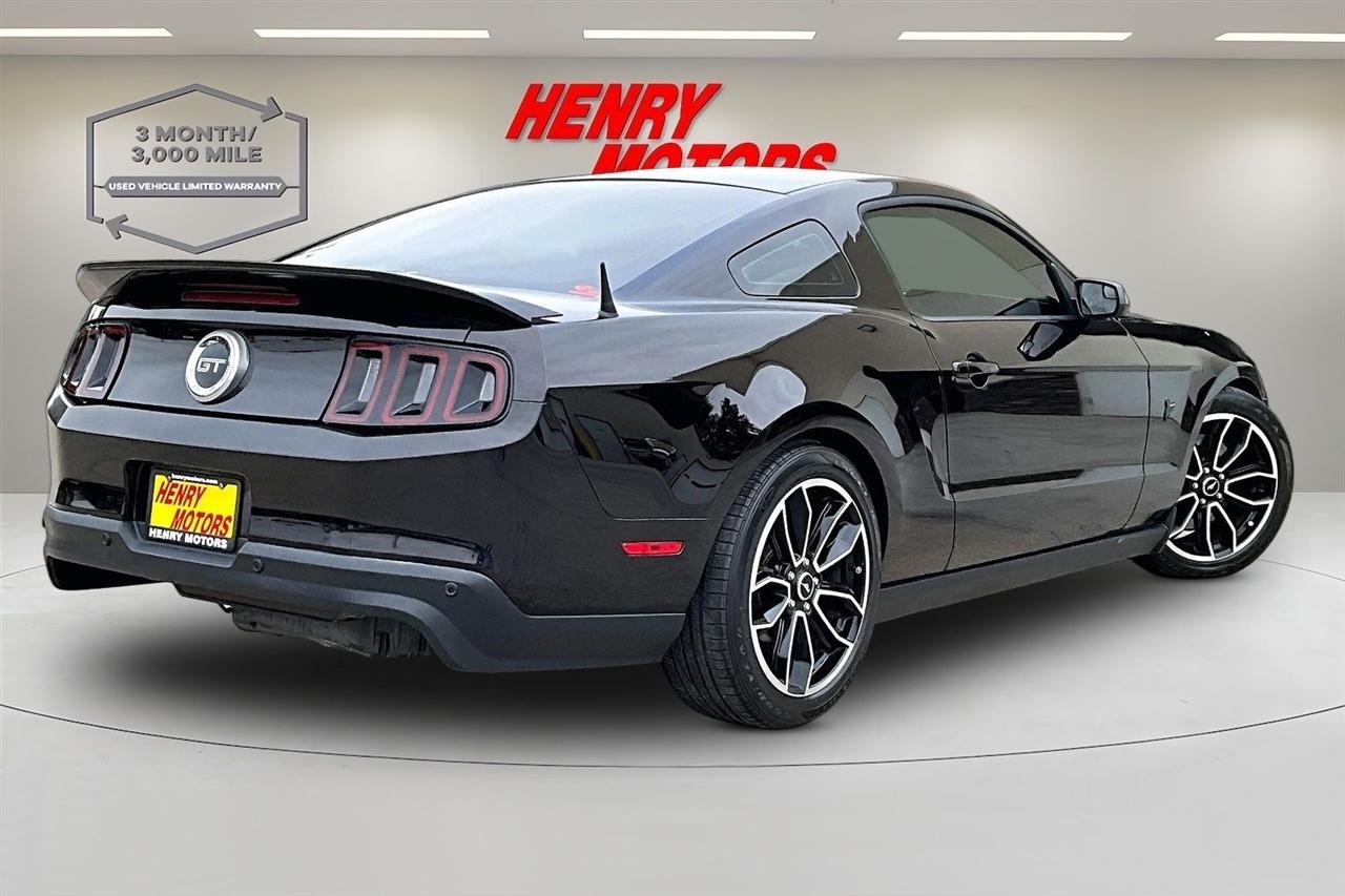 Ford Mustang  2012