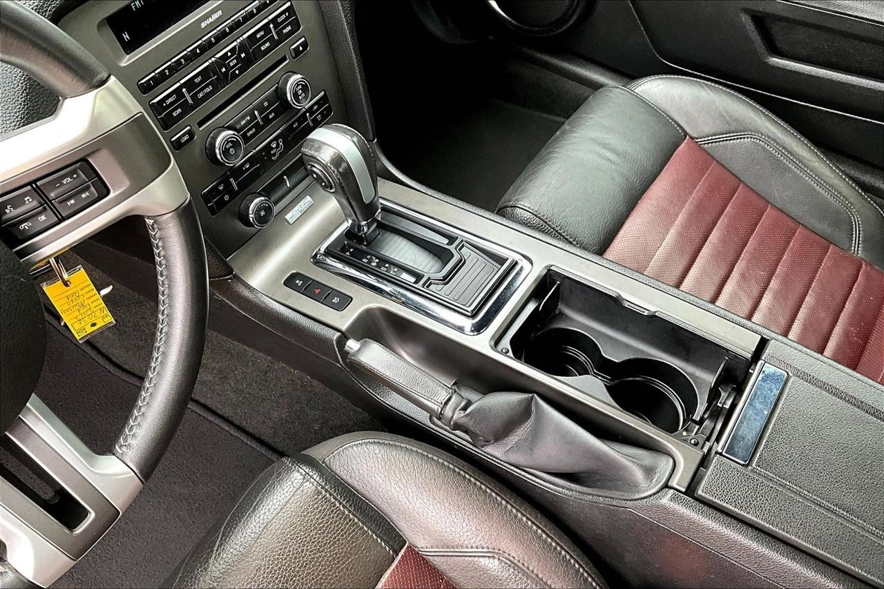 Ford Mustang  2012
