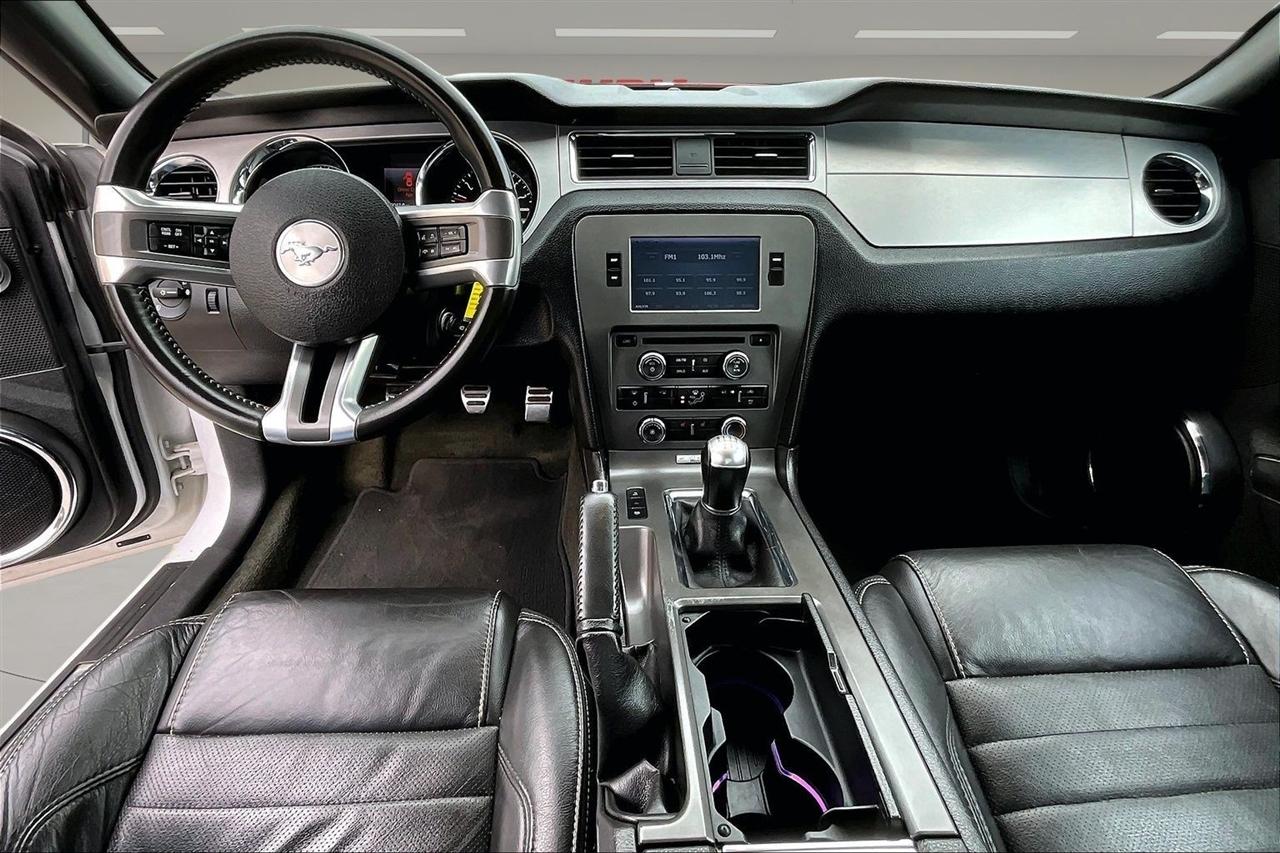 Ford Mustang  2014