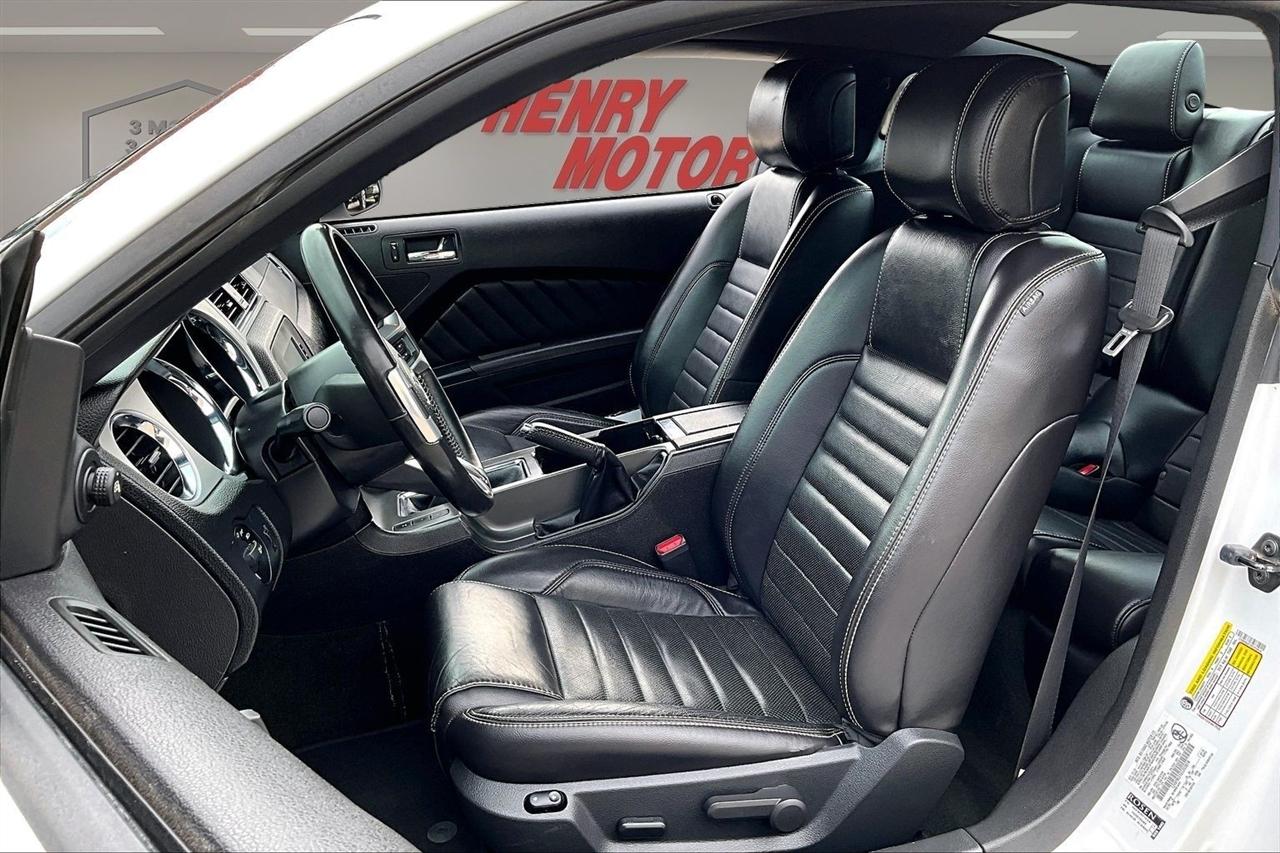 Ford Mustang  2014