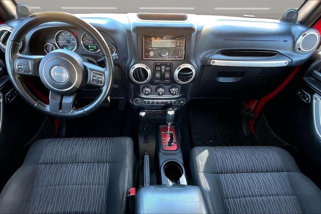 Jeep Wrangler 4WD 2dr Rubicon 2012