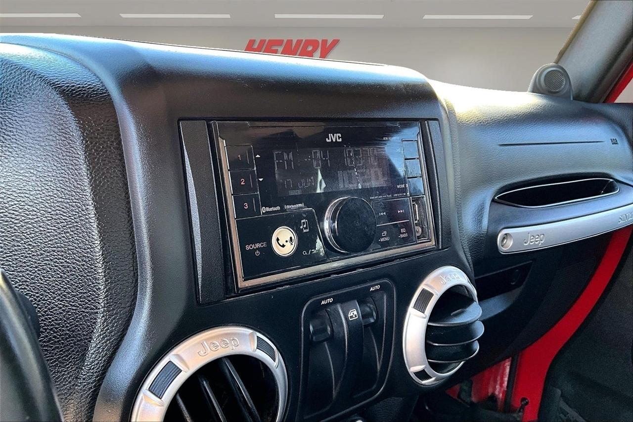 Jeep Wrangler 4WD 2dr Rubicon 2012
