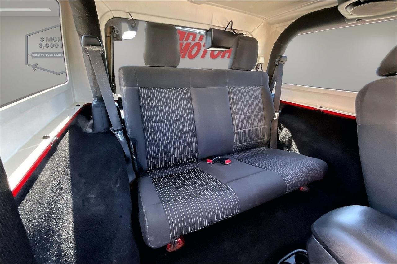 Jeep Wrangler 4WD 2dr Rubicon 2012