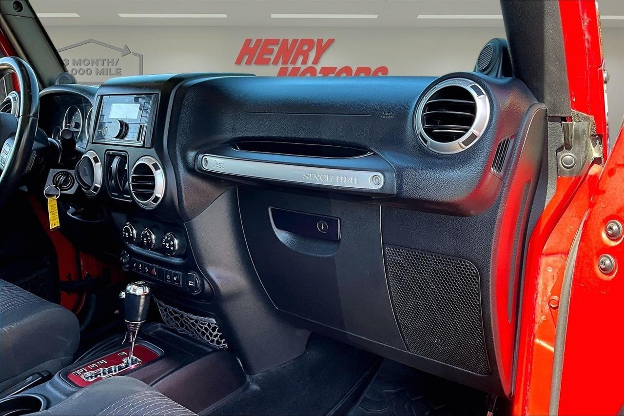 Jeep Wrangler 4WD 2dr Rubicon 2012