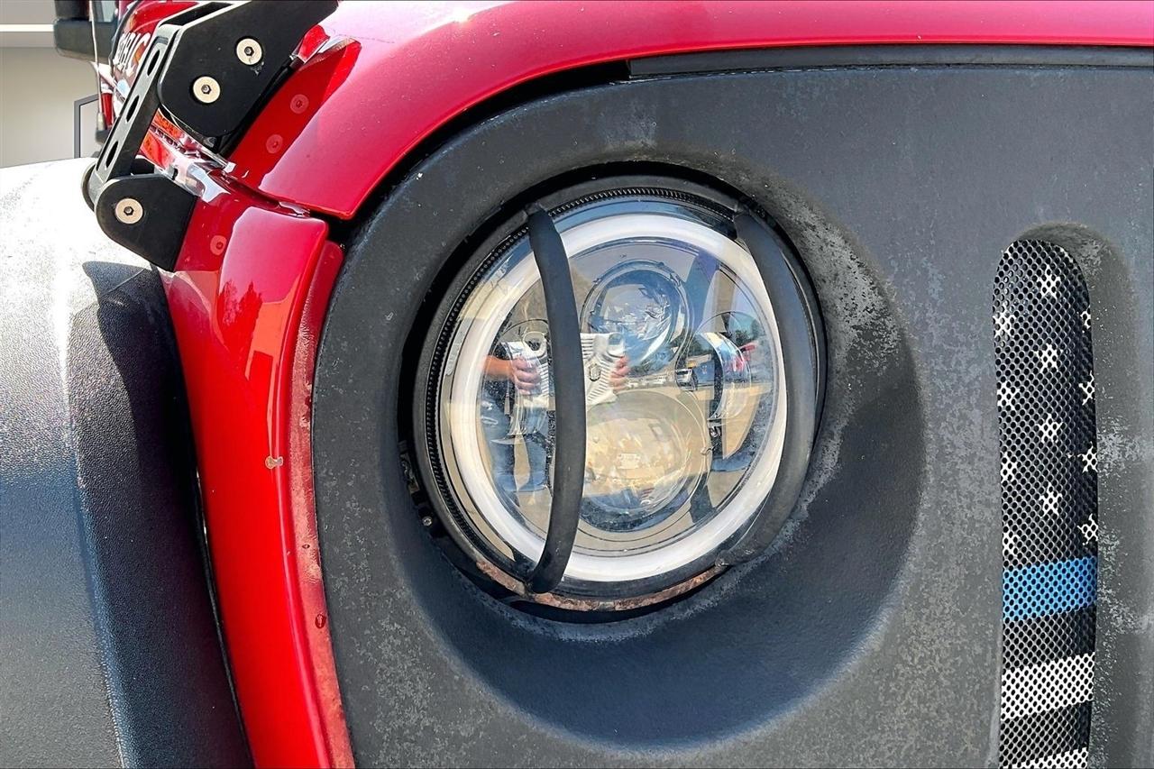 Jeep Wrangler 4WD 2dr Rubicon 2012