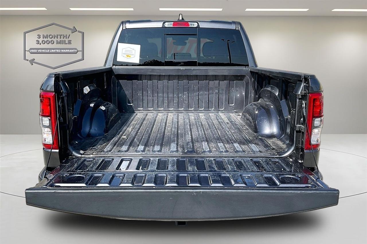 RAM 1500 Big Horn 4x4 Crew Cab 5'7" Box 2023