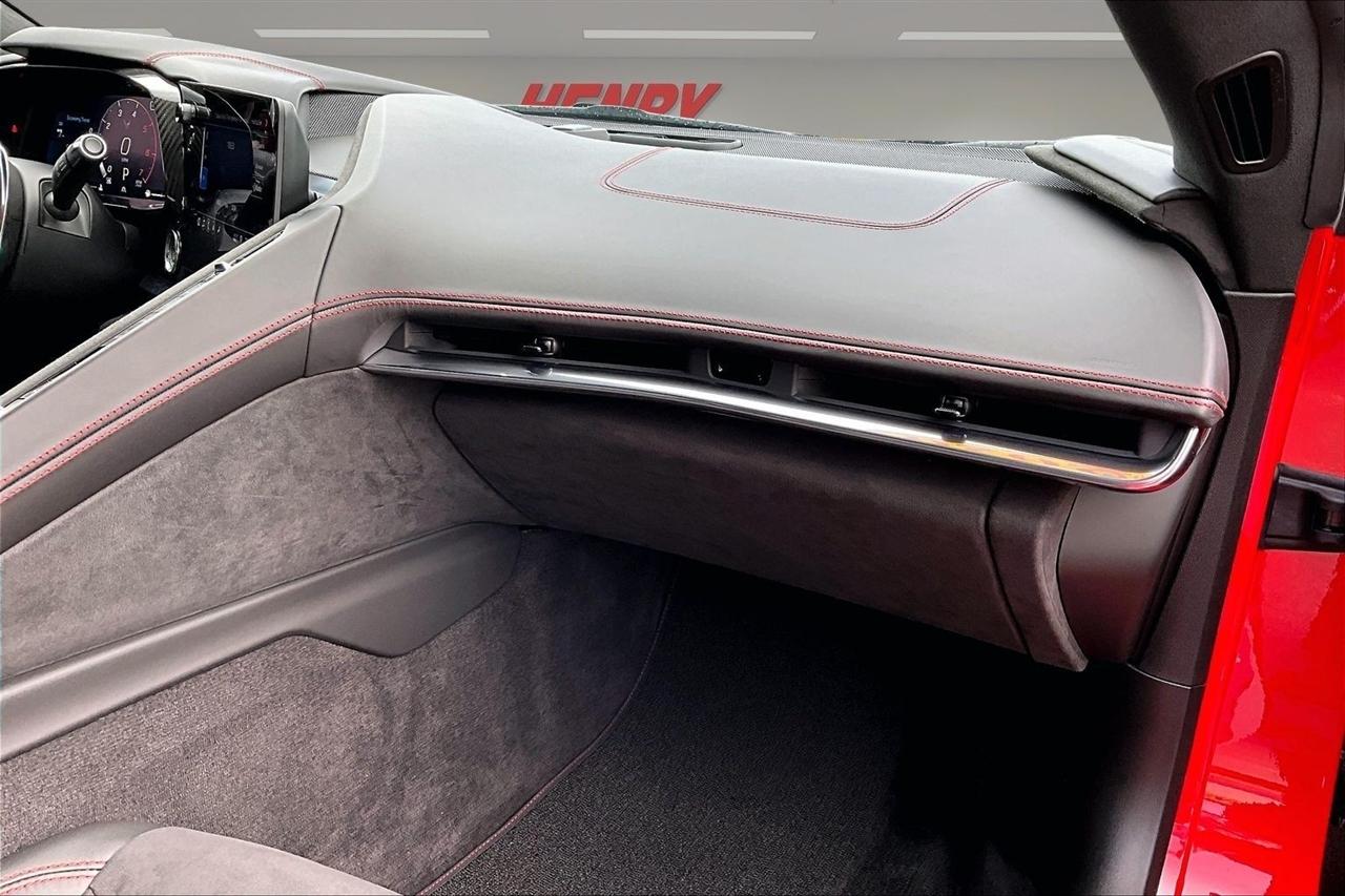 Chevrolet Corvette 2dr Stingray Cpe w/3LT 2020