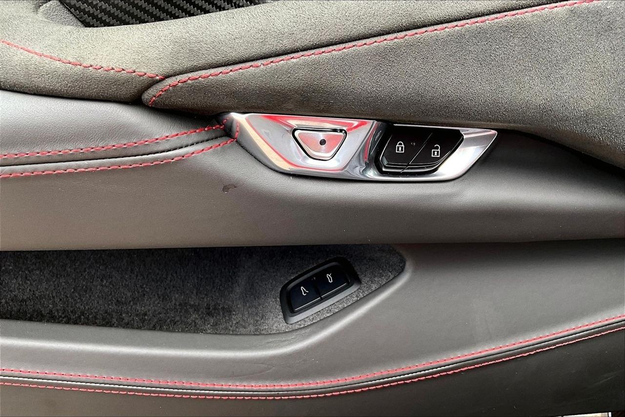 Chevrolet Corvette 2dr Stingray Cpe w/3LT 2020