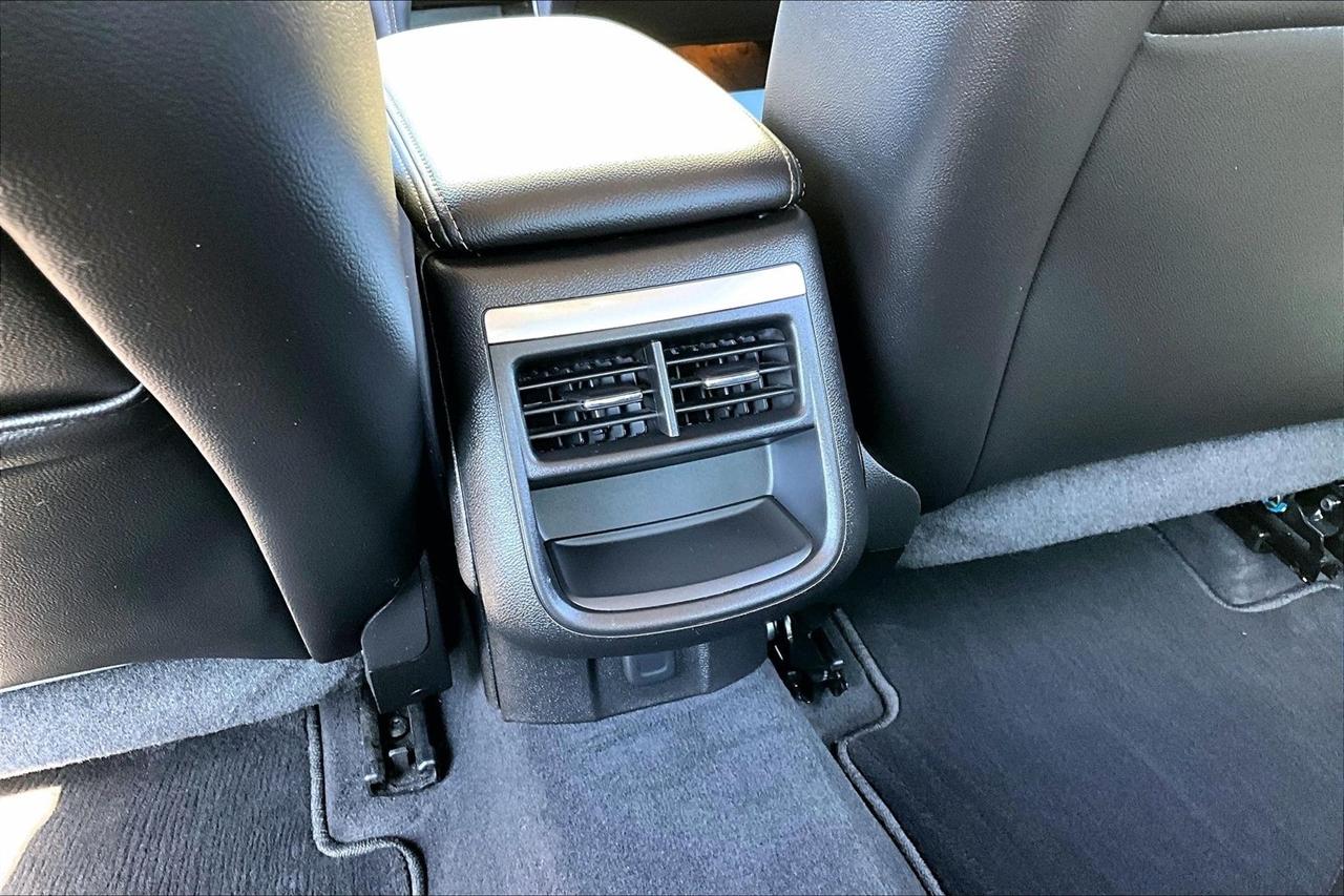 Chevrolet Impala photo 10