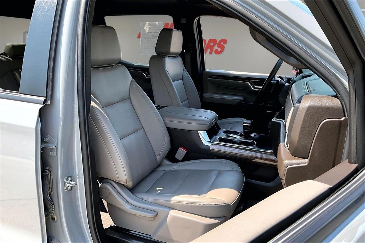 Chevrolet Silverado 1500 4WD Crew Cab 147" RST 2024