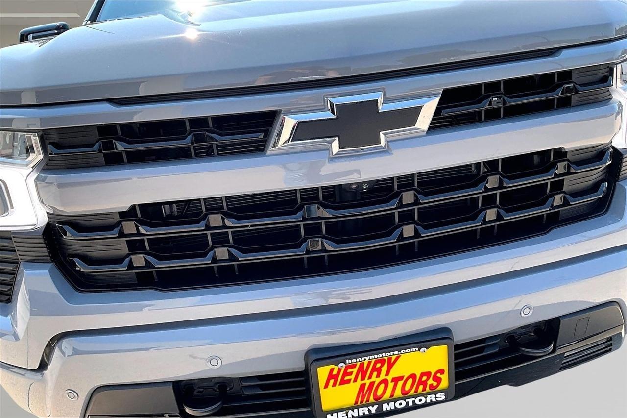 Chevrolet Silverado 1500 4WD Crew Cab 147" RST 2024