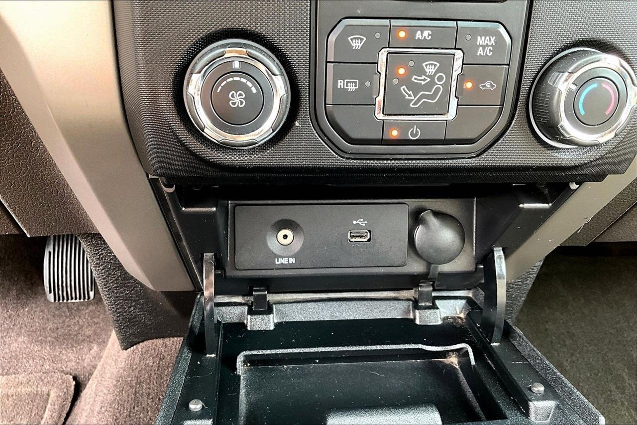 Ford F-150 4WD SuperCab 145" Lariat 2014