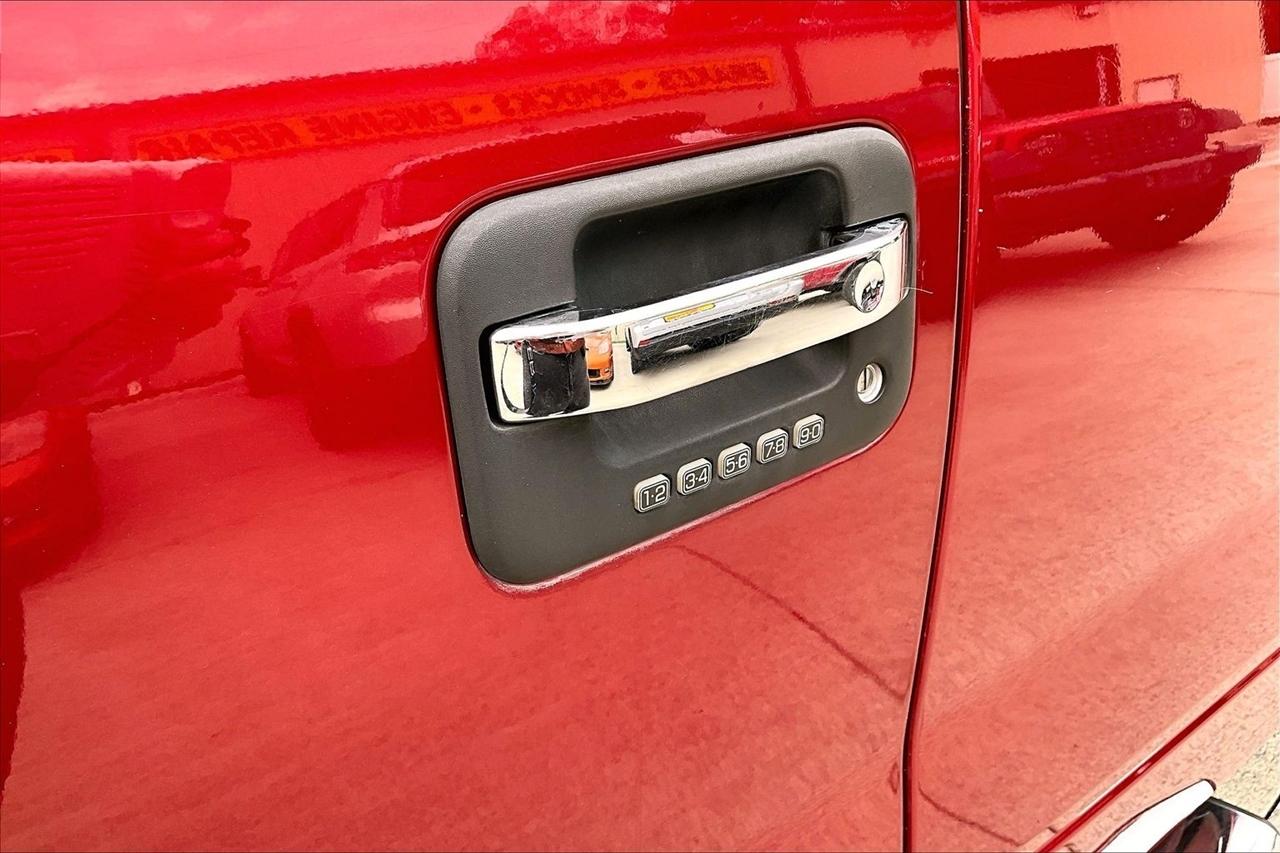 Ford F-150 4WD SuperCab 145" Lariat 2014
