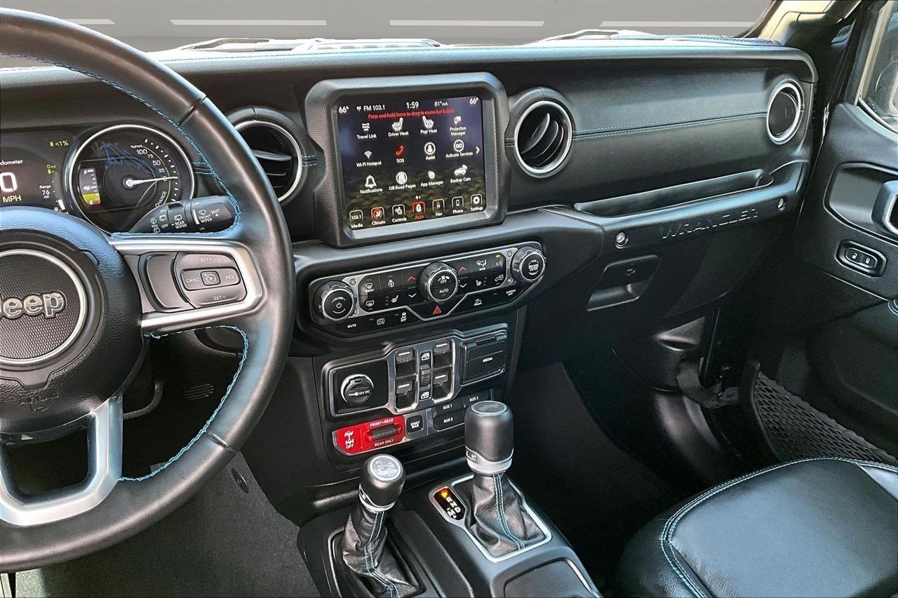 Jeep Wrangler photo 9