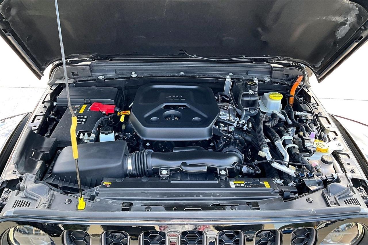 Jeep Wrangler photo 32