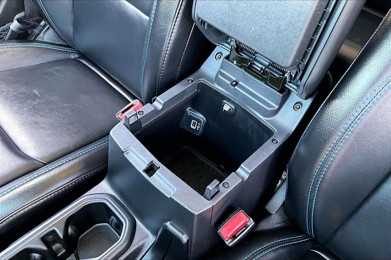 Jeep Wrangler photo 41