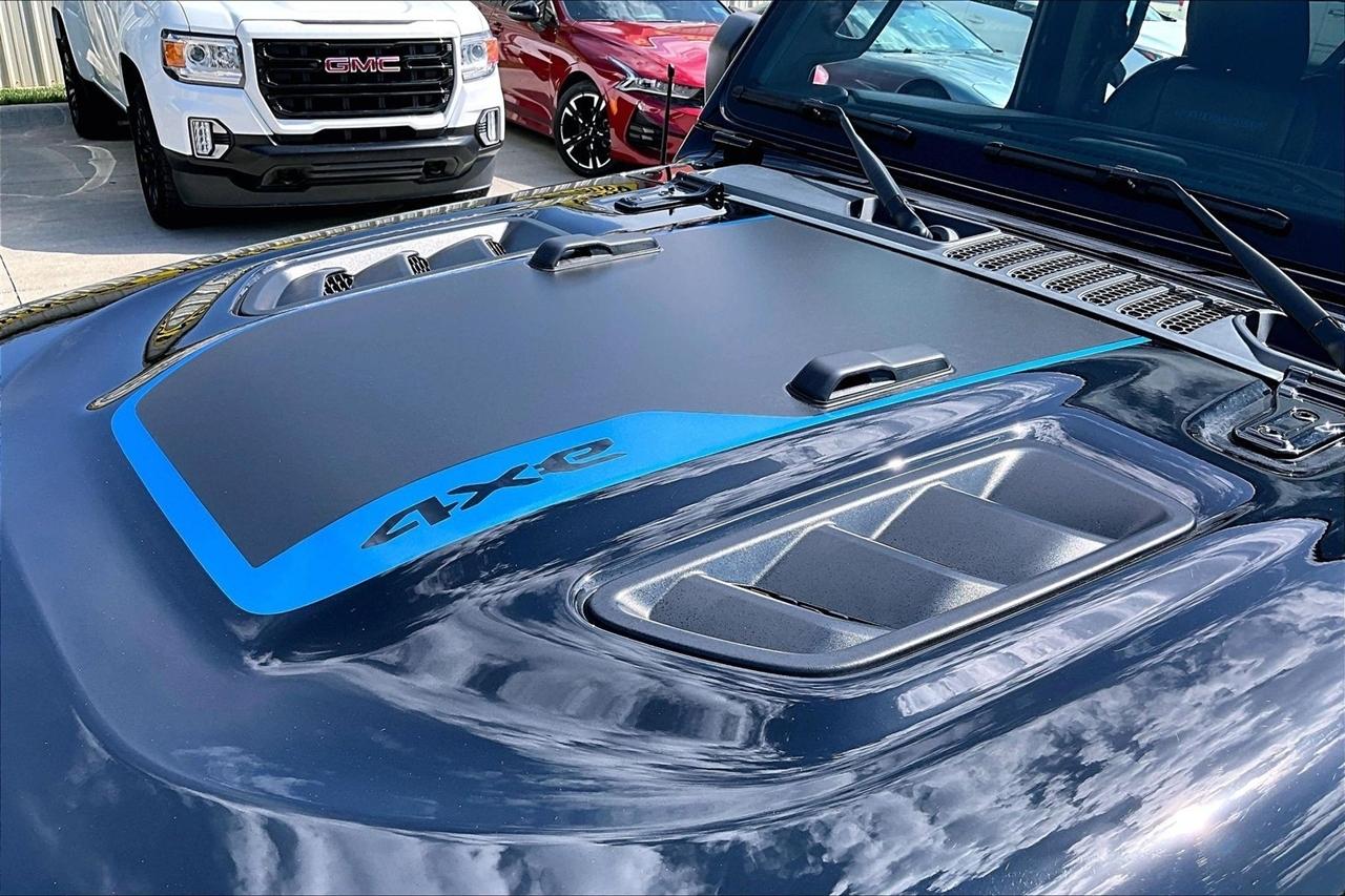 Jeep Wrangler photo 46