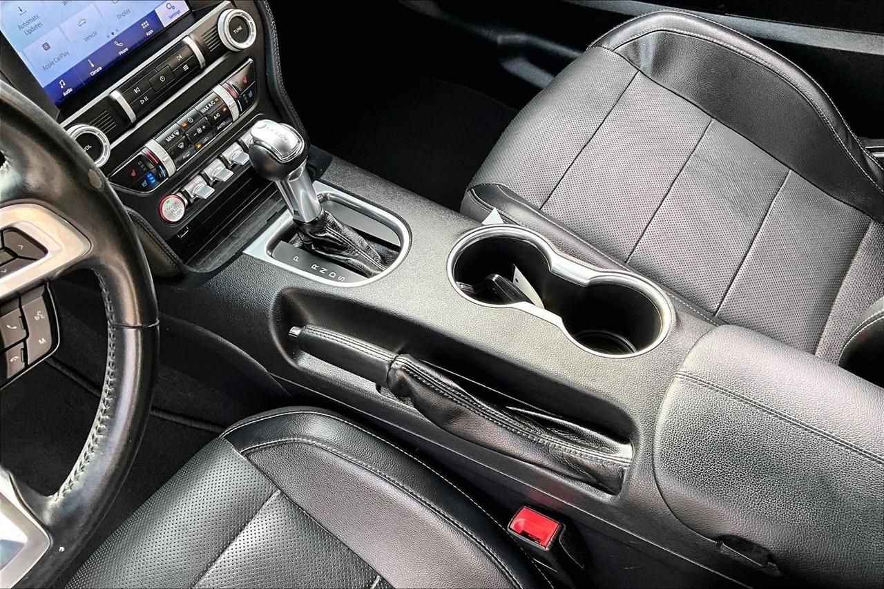 Ford Mustang photo 18