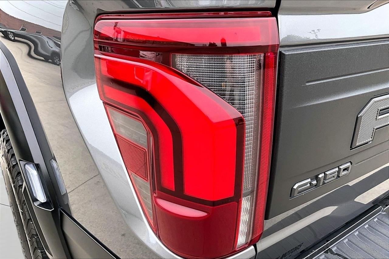 Ford F-150 photo 25