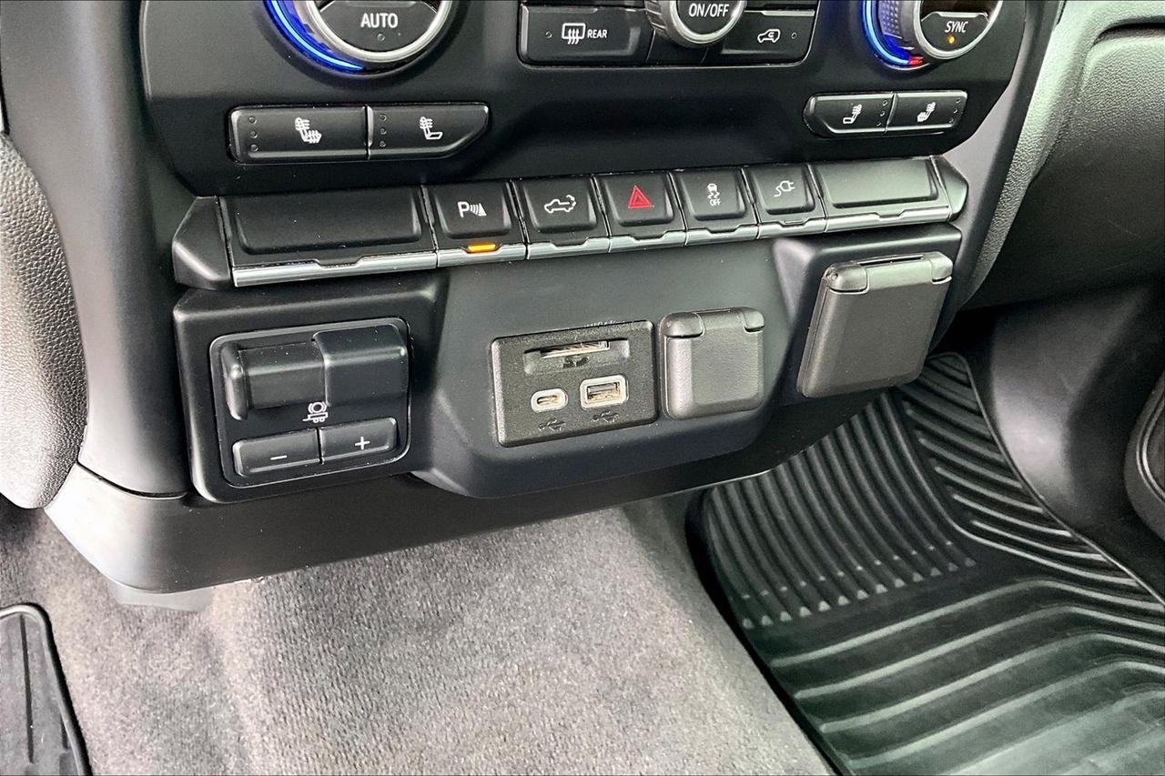 Chevrolet SILVERADO  2020