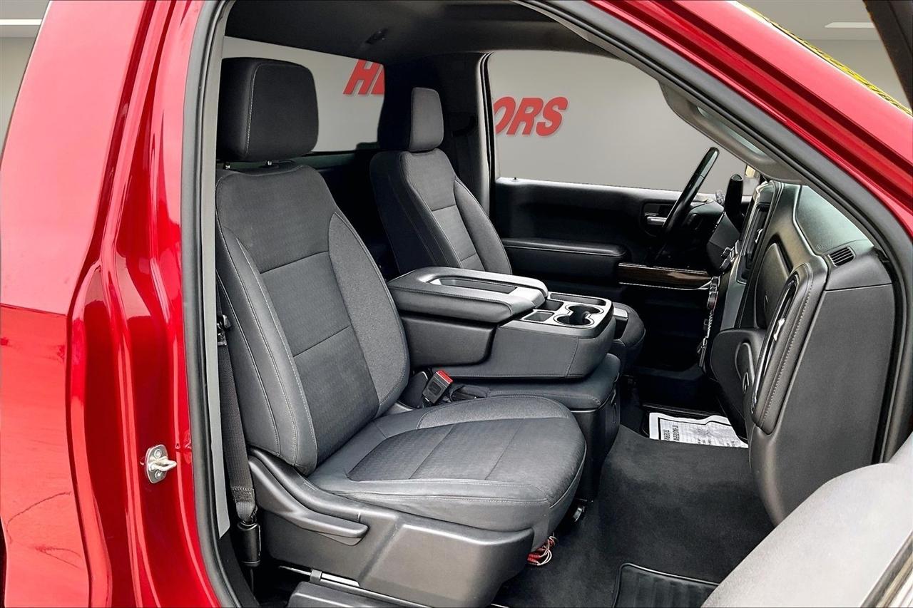 Chevrolet SILVERADO  2020