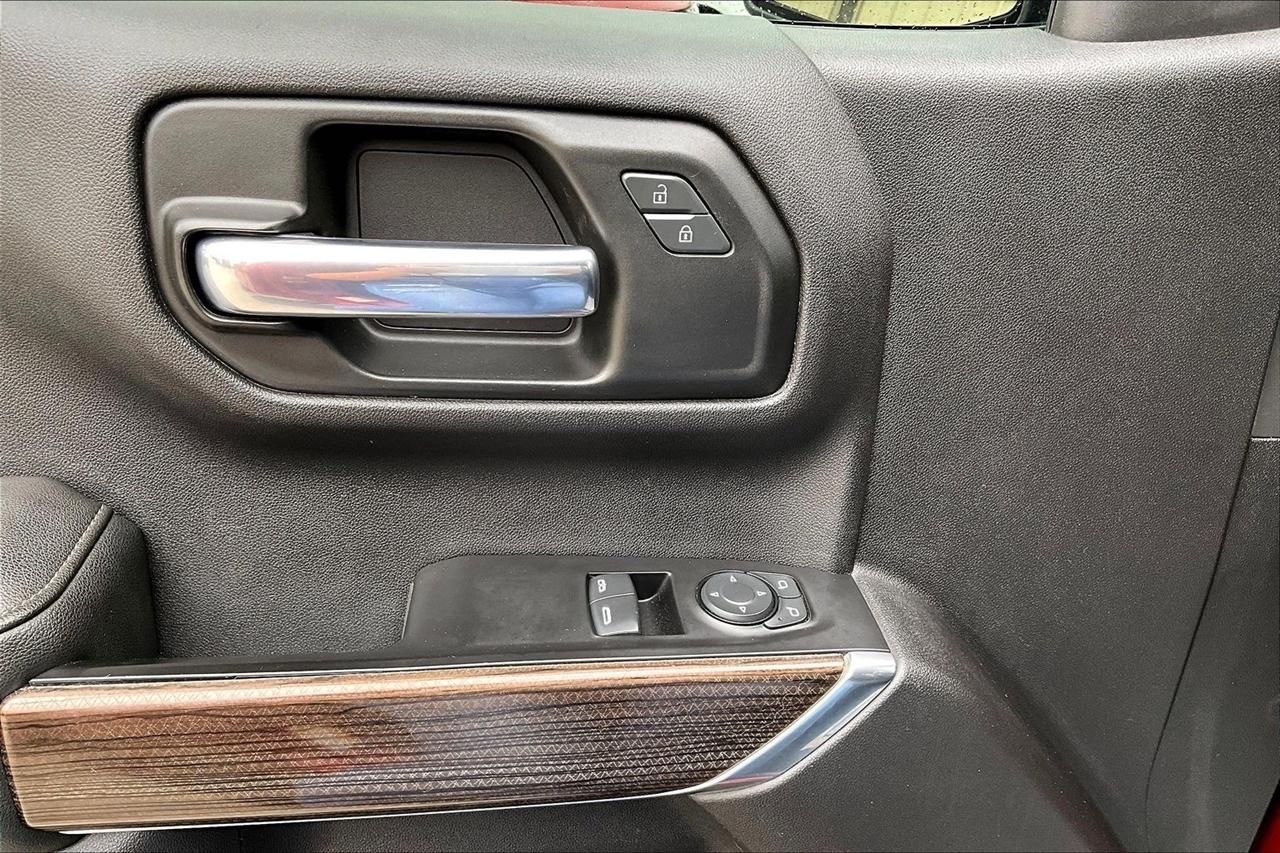 Chevrolet SILVERADO  2020