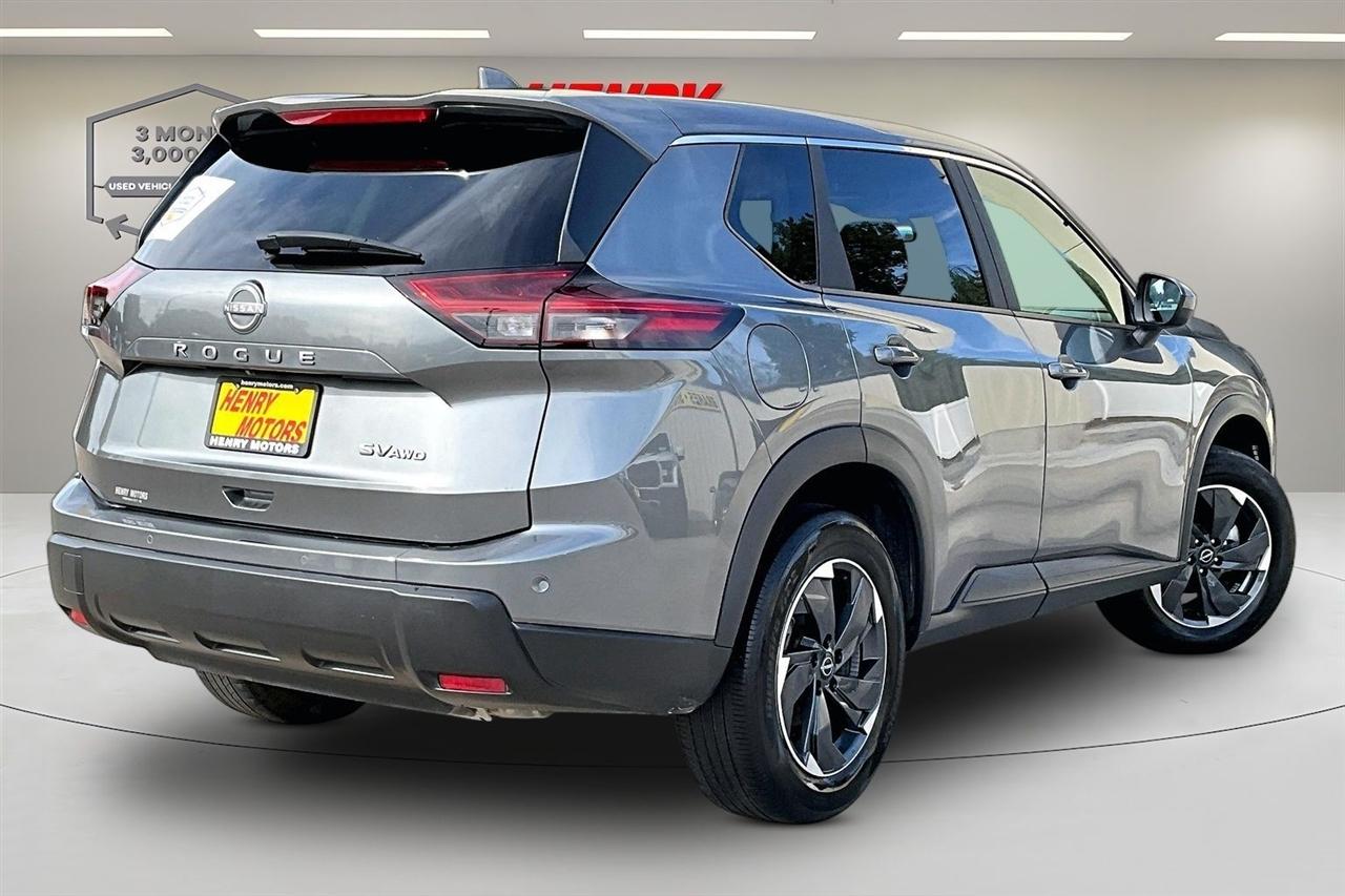 Nissan Rogue photo 6