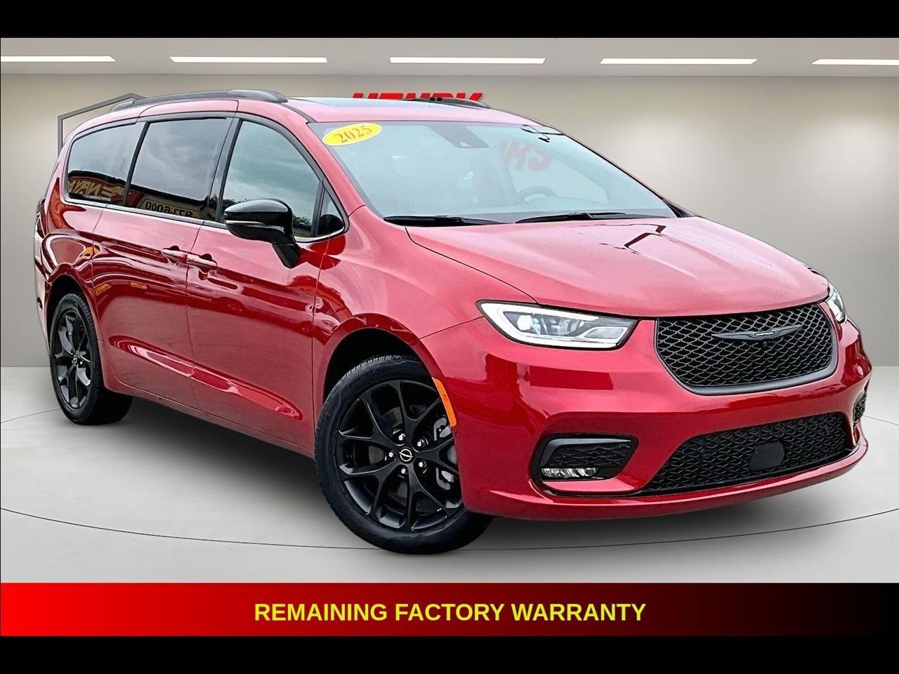 2025 Chrysler Pacifica Limited AWD