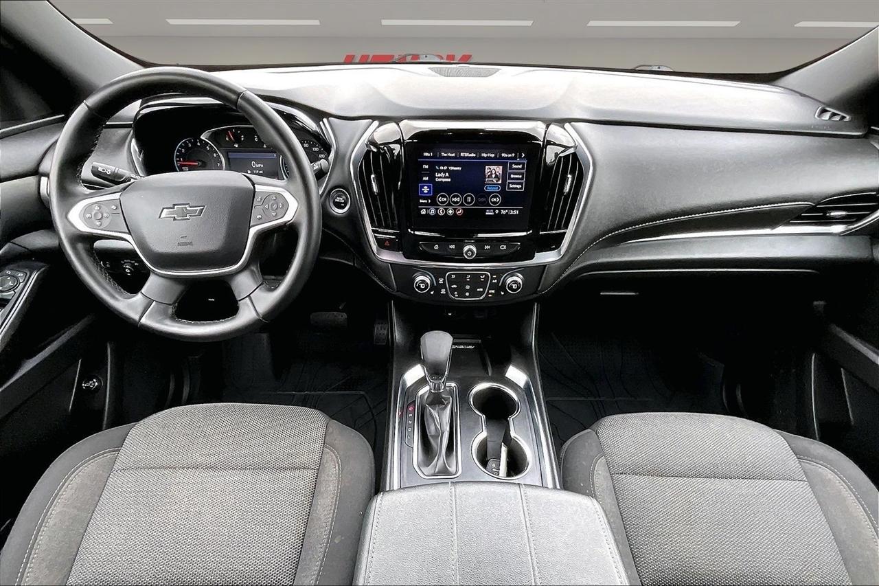 Chevrolet Traverse photo 7
