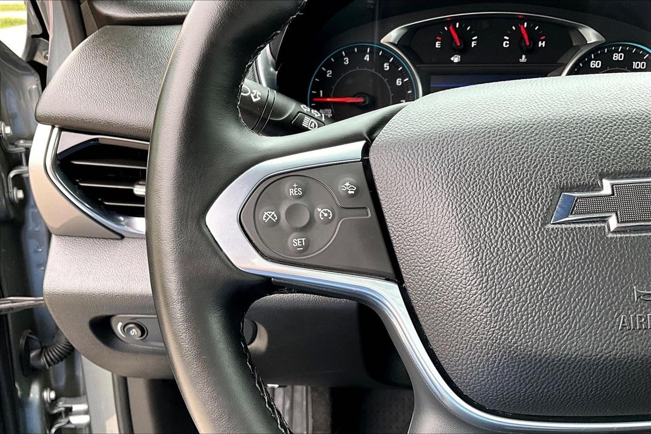 Chevrolet Traverse photo 11