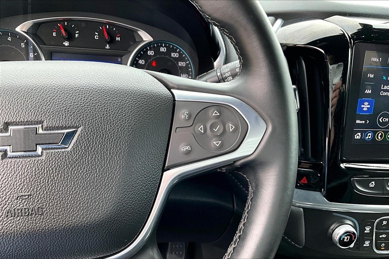 Chevrolet Traverse photo 12