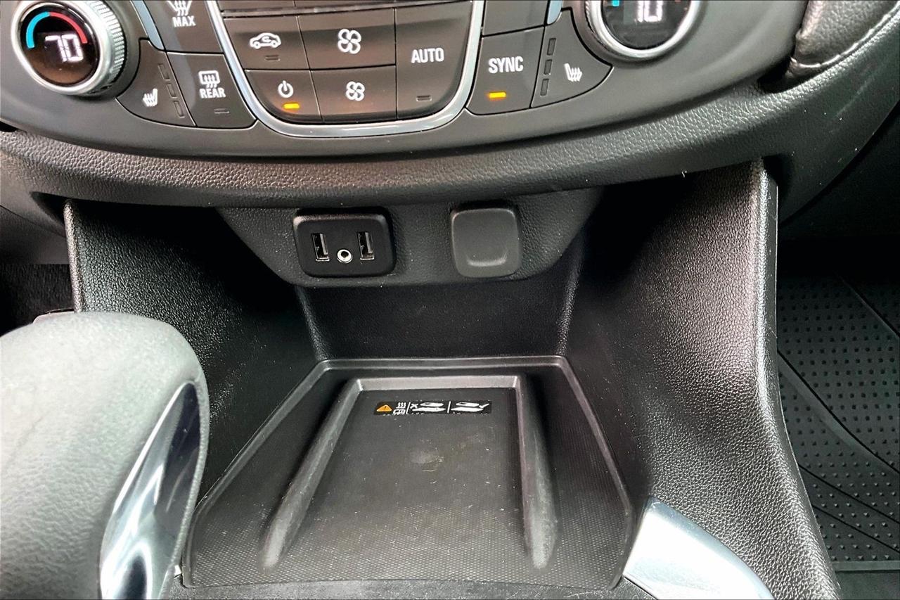 Chevrolet Traverse photo 16
