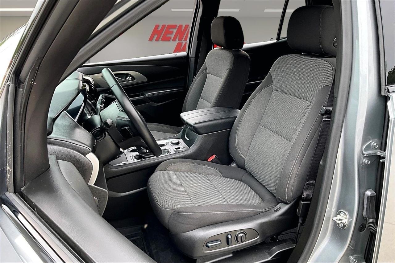 Chevrolet Traverse photo 21