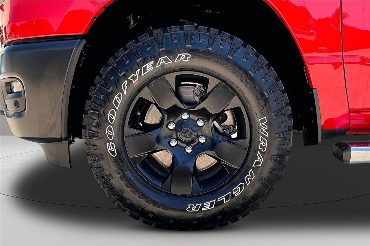 RAM 1500 Warlock 4x4 Crew Cab 5'7" Box 2025