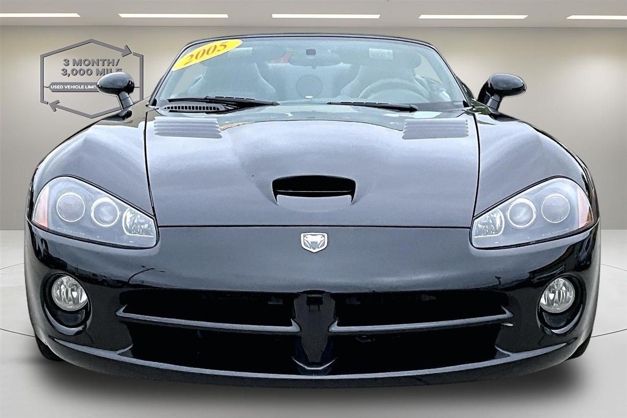 Dodge Viper photo 2