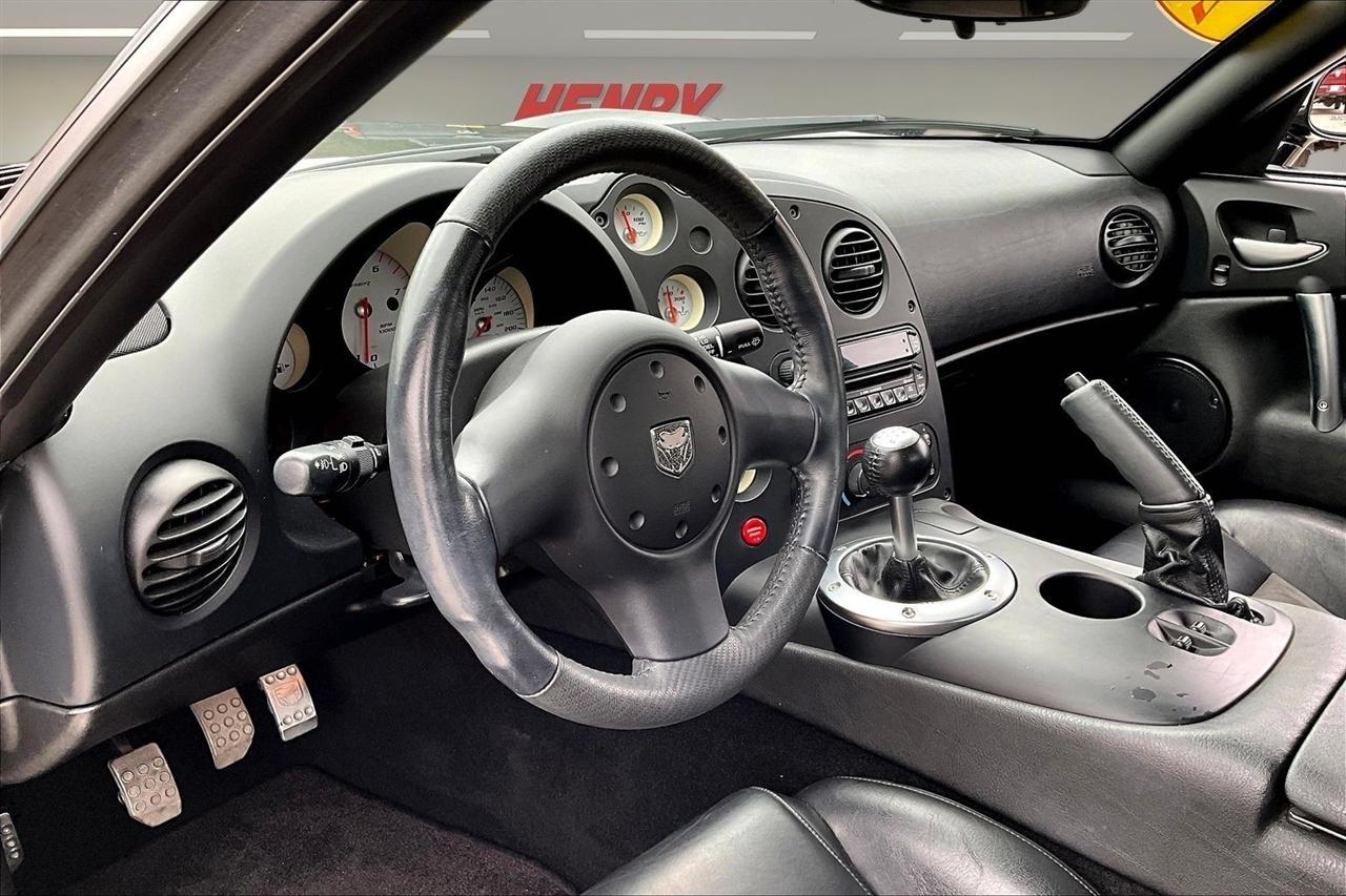 Dodge Viper photo 17