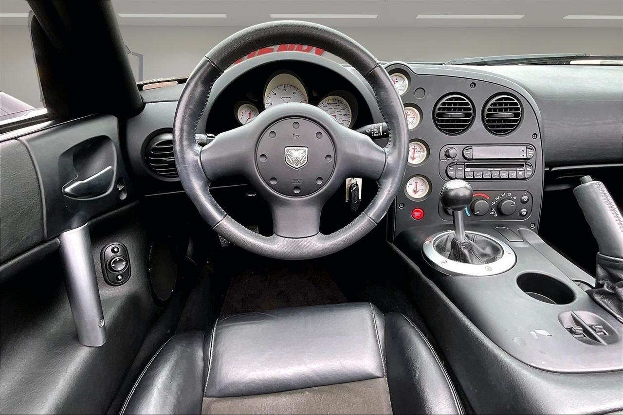 Dodge Viper 2dr Convertible SRT10 2005