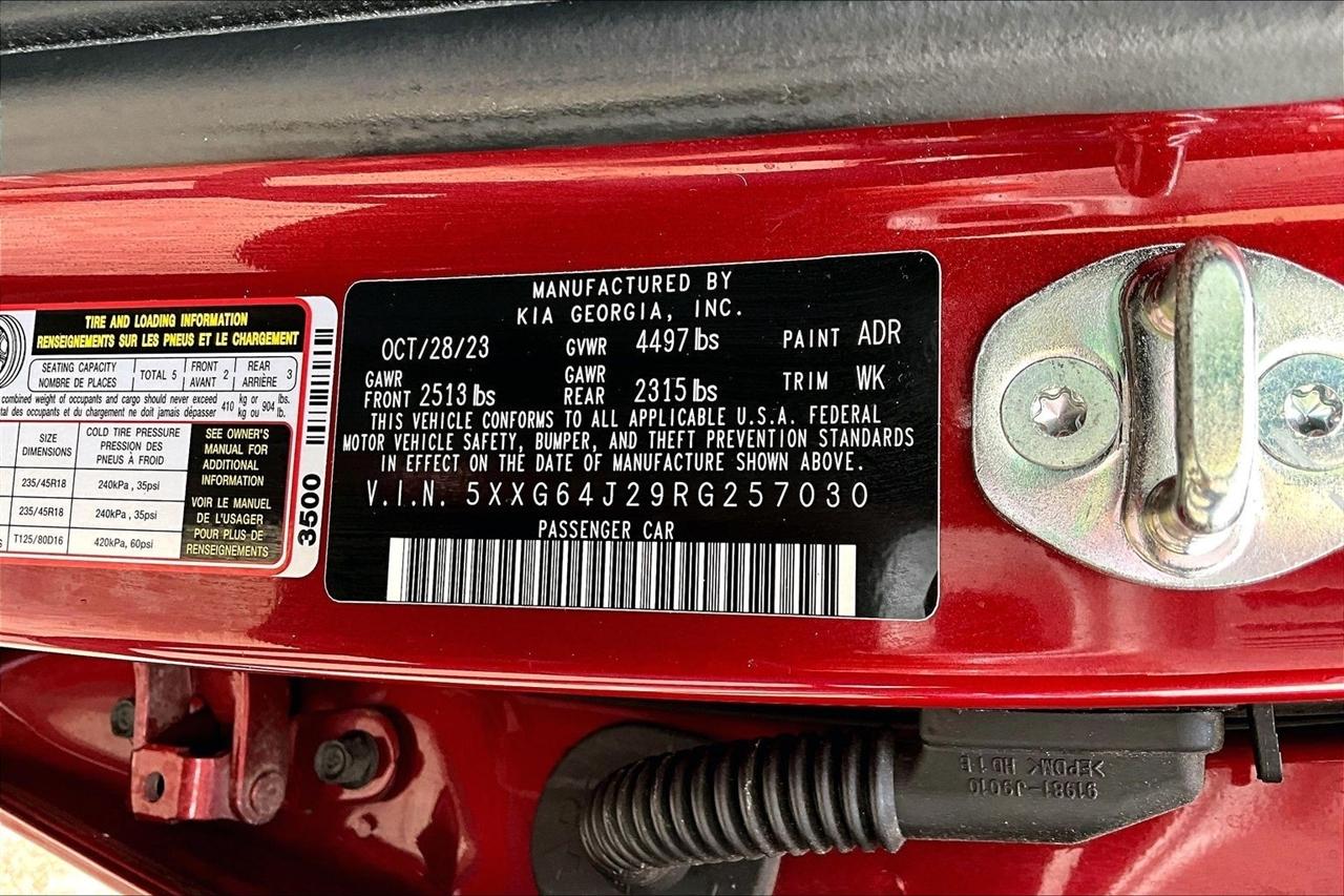 Kia K5 photo 21