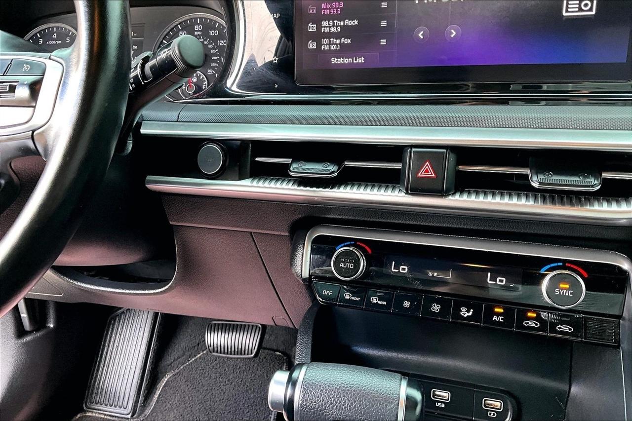 Kia K5 photo 37