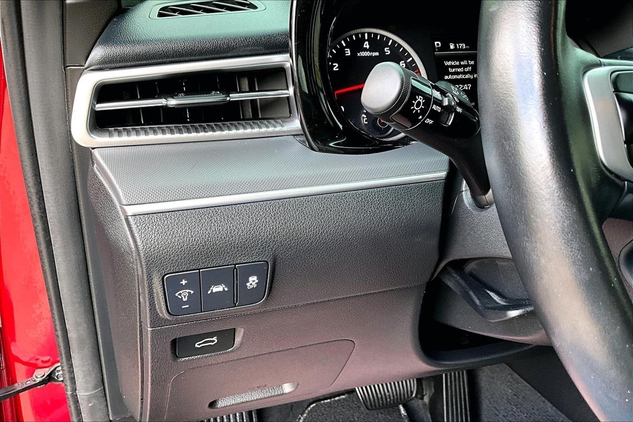 Kia K5 photo 39