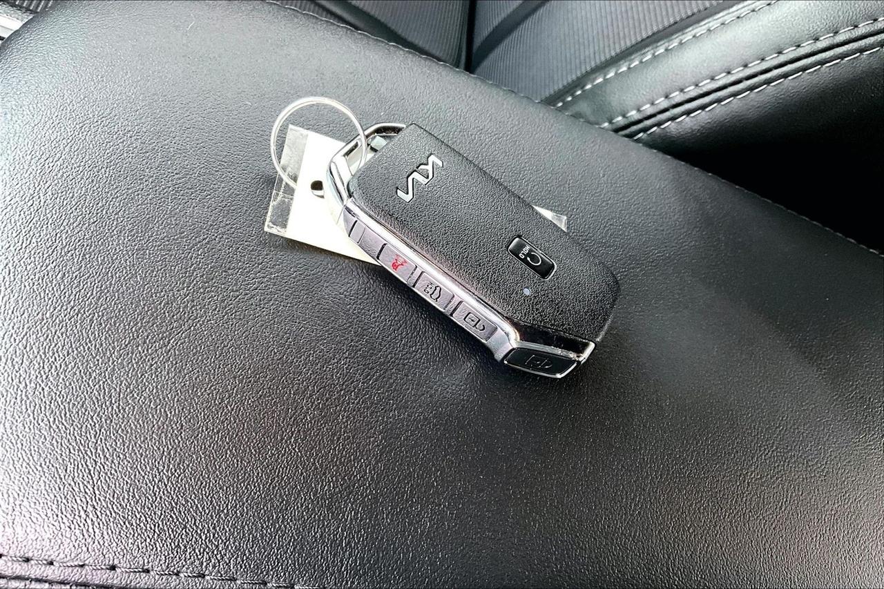 Kia K5 photo 42